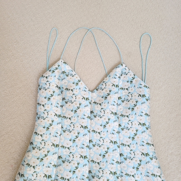 ALICE + OLVIA Tayla Floral Structured Sleeveless Mini Dress - Picture 6 of 12